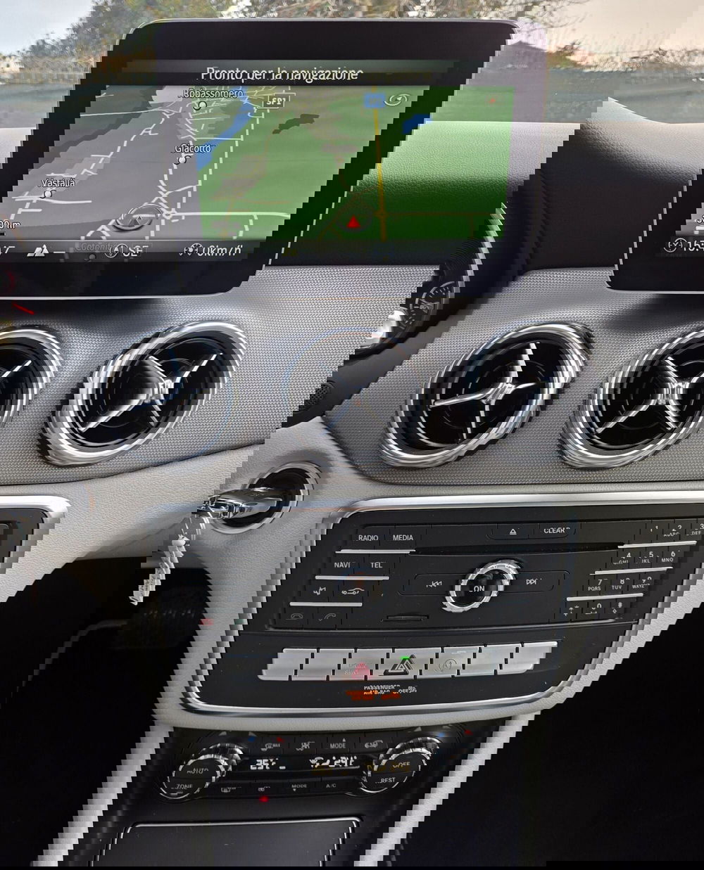 Mercedes-Benz GLA SUV usata a Torino (11)