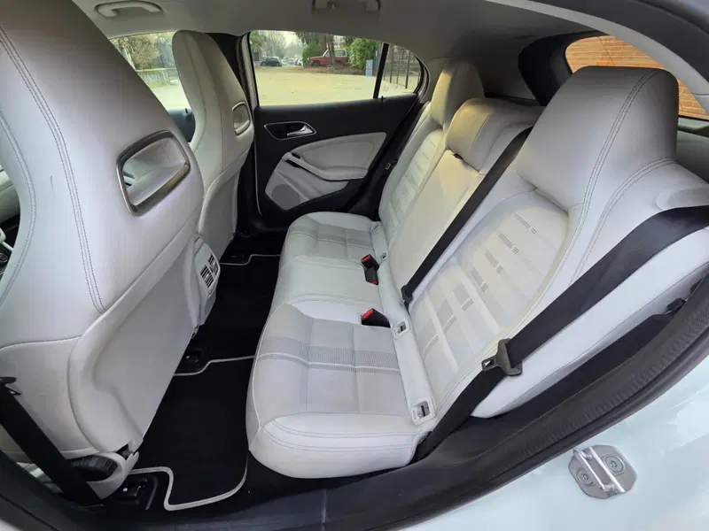 Mercedes-Benz GLA SUV usata a Torino (12)