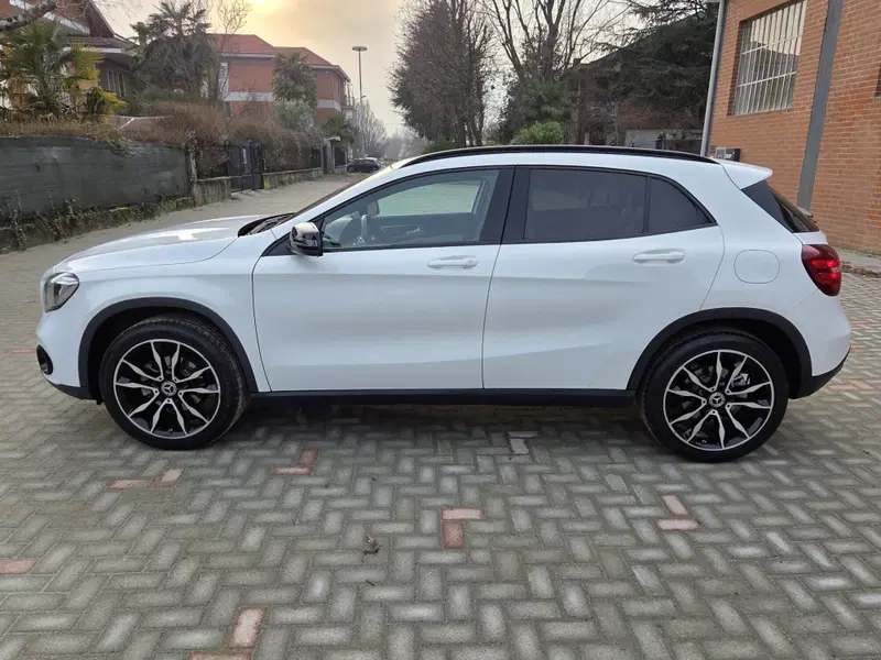 Mercedes-Benz GLA SUV usata a Torino (14)