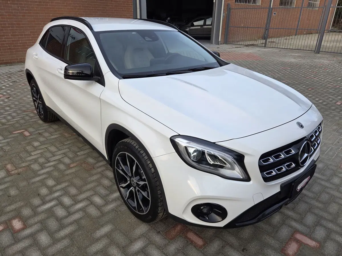 Mercedes-Benz GLA SUV usata a Torino (2)