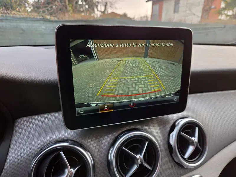 Mercedes-Benz GLA SUV usata a Torino (20)