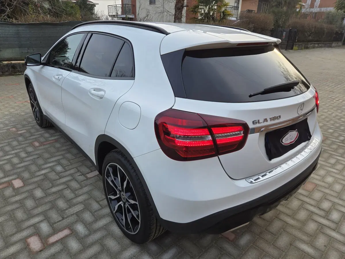 Mercedes-Benz GLA SUV usata a Torino (4)
