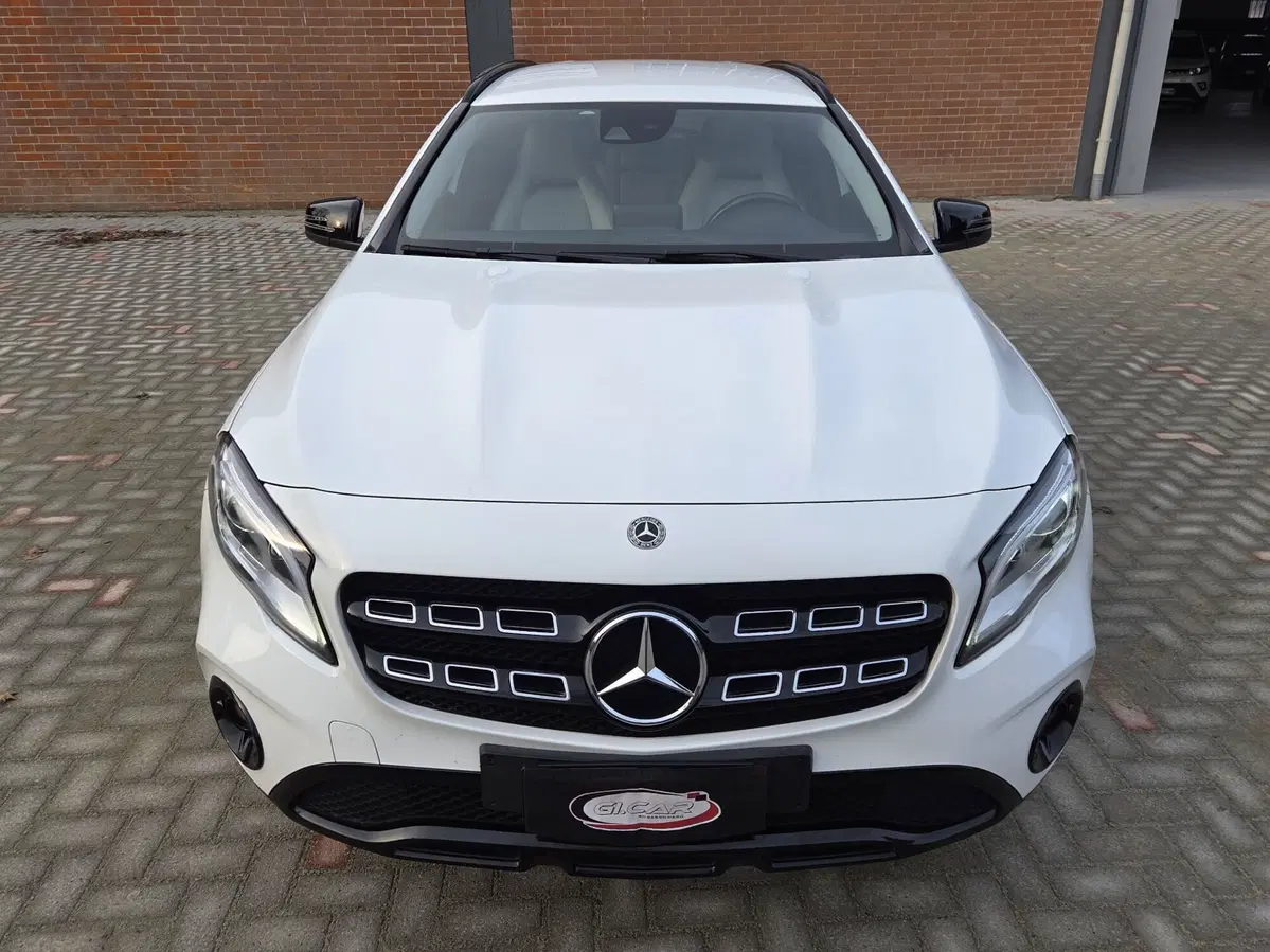 Mercedes-Benz GLA SUV usata a Torino (5)