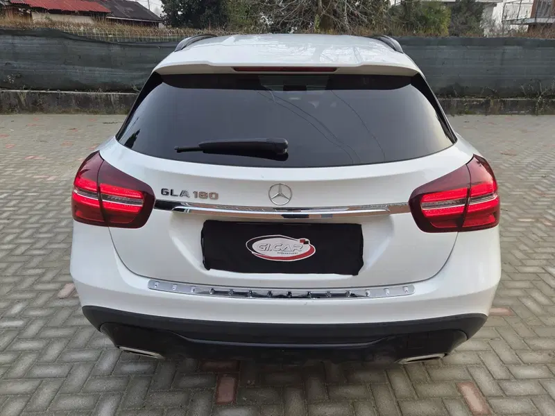 Mercedes-Benz GLA SUV usata a Torino (6)