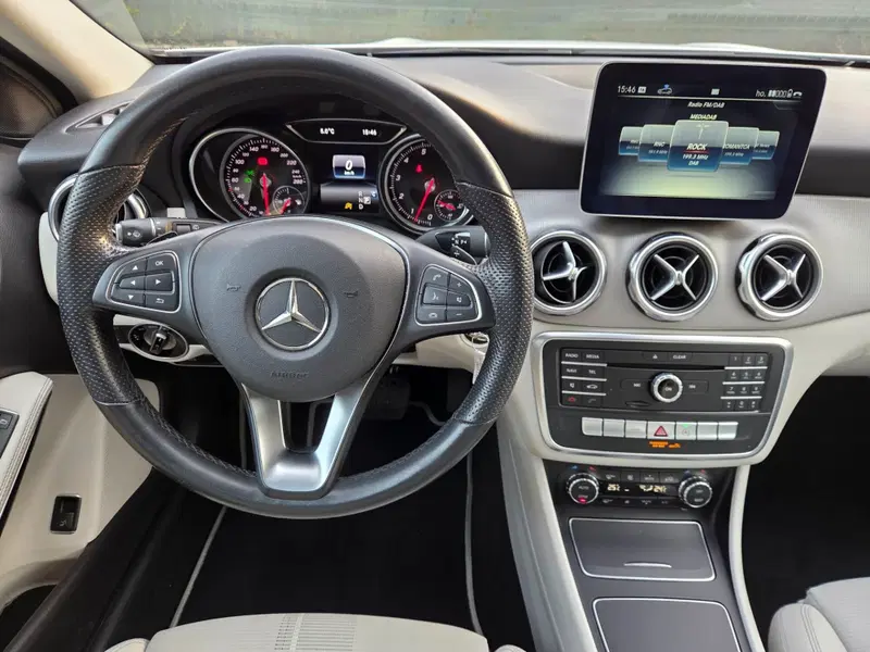 Mercedes-Benz GLA SUV usata a Torino (8)