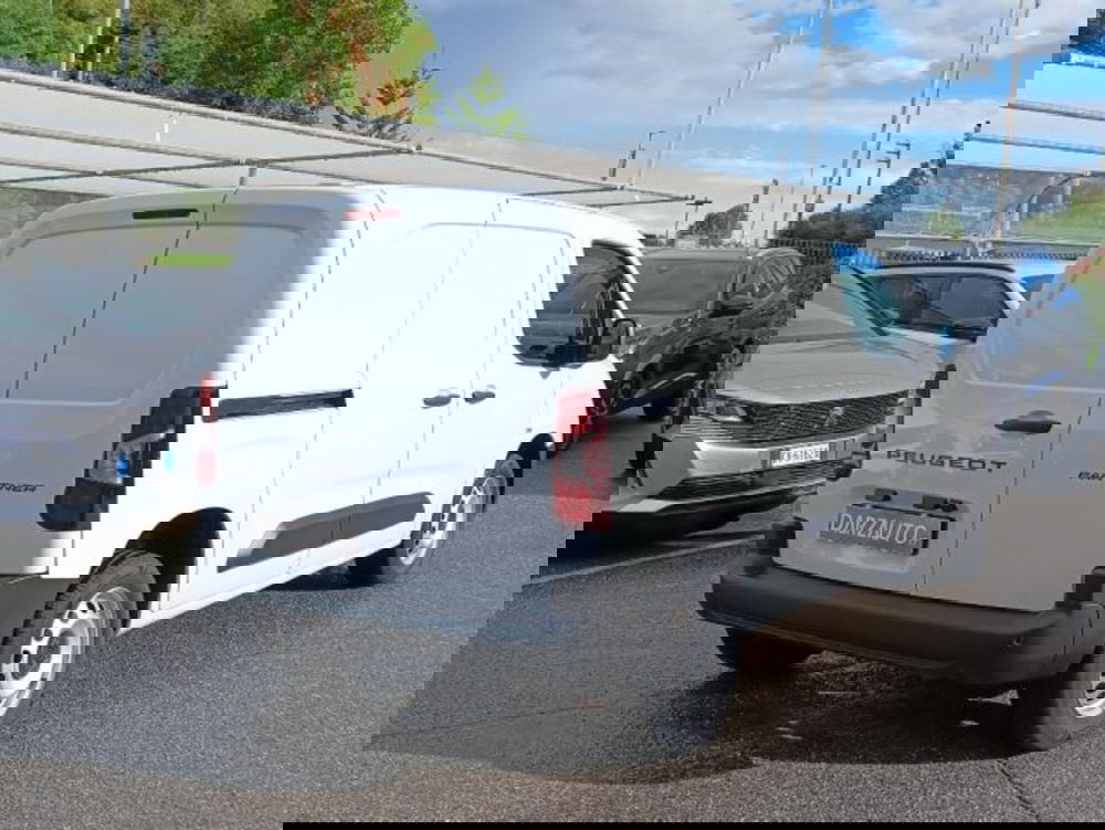 Peugeot Partner Furgone nuova a Brescia (5)