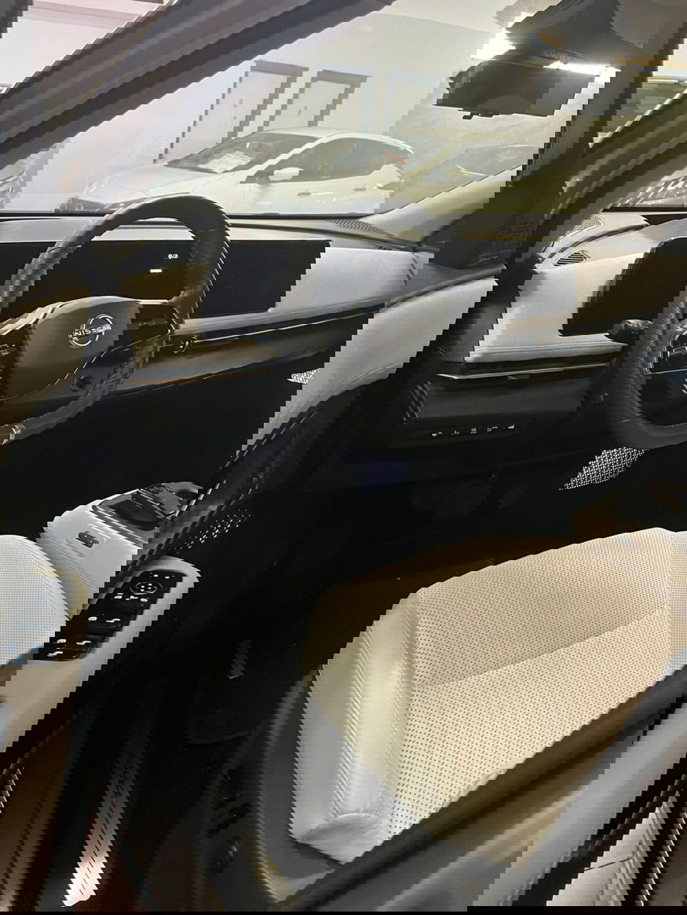 Nissan Ariya usata a Cagliari (4)