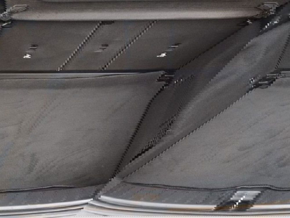 Mercedes-Benz GLA SUV usata a Verona (12)