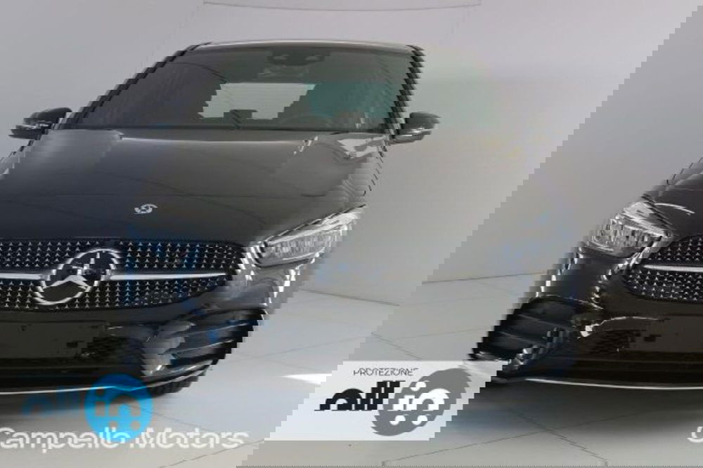 Mercedes-Benz Classe B nuova a Venezia (2)