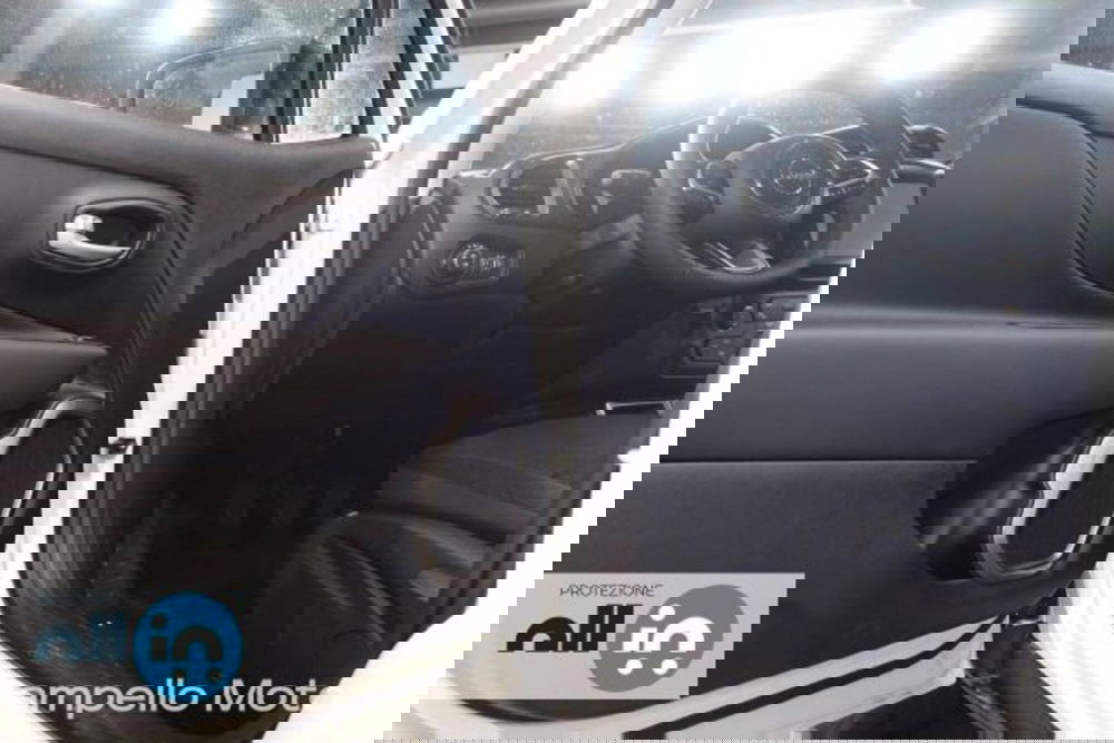 Jeep Renegade nuova a Venezia (10)