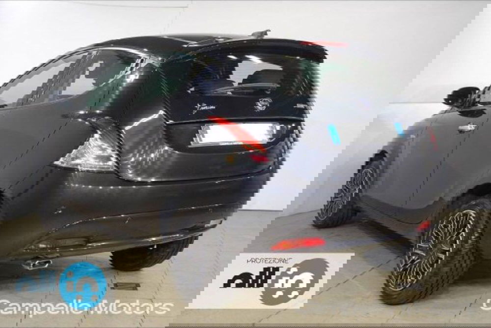 Lancia Ypsilon usata a Venezia (3)