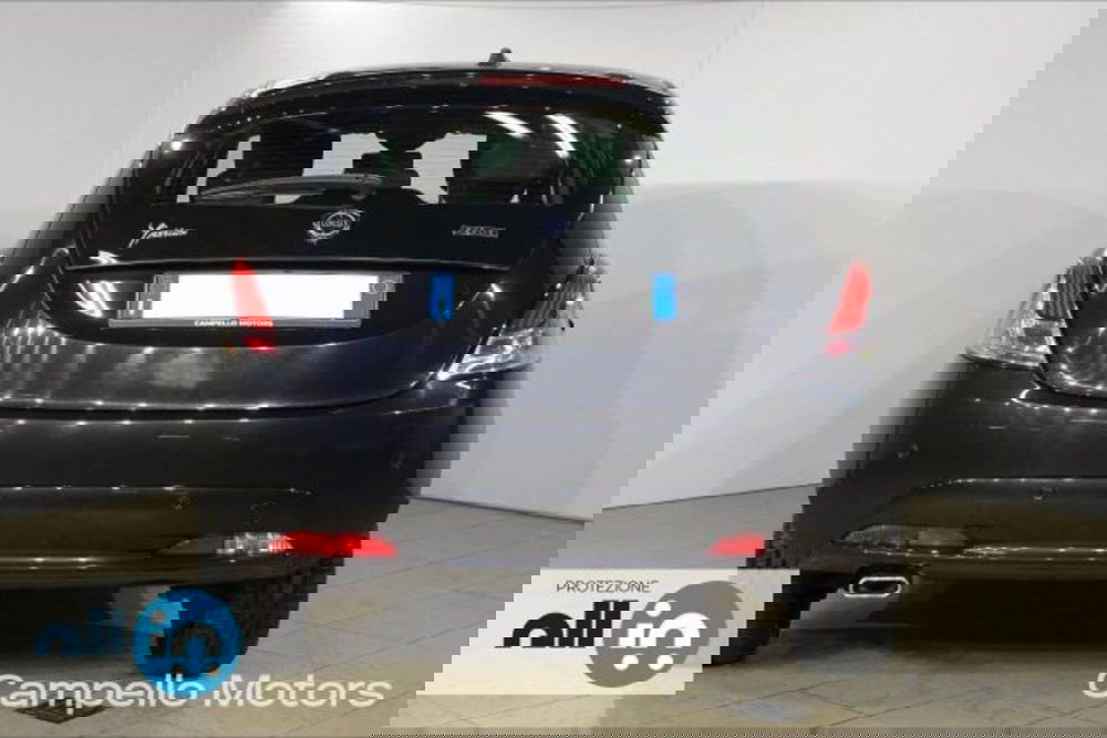 Lancia Ypsilon usata a Venezia (4)