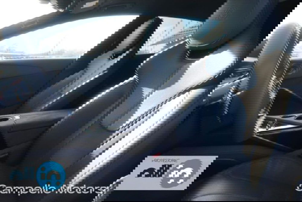 Lotus Eletre usata a Venezia (5)