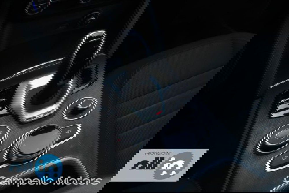 Alfa Romeo Stelvio usata a Venezia (12)