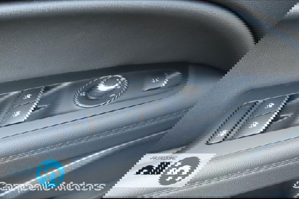 Alfa Romeo Stelvio usata a Venezia (15)