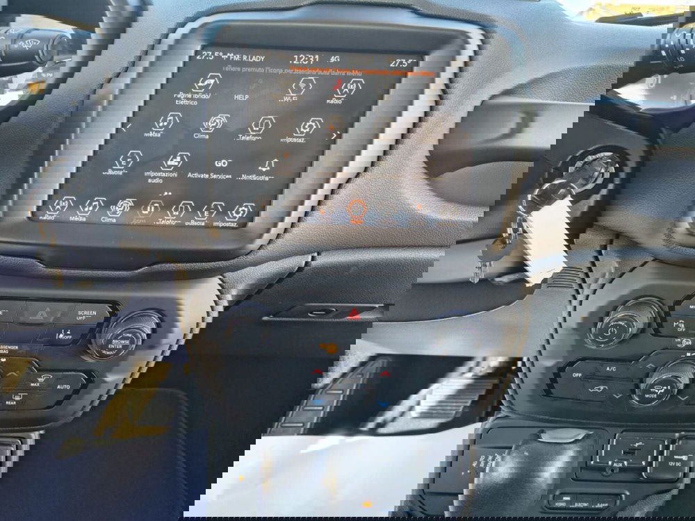 Jeep Renegade usata a Firenze (14)