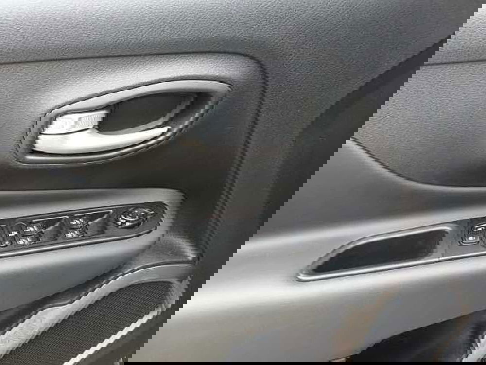 Jeep Renegade usata a Venezia (16)