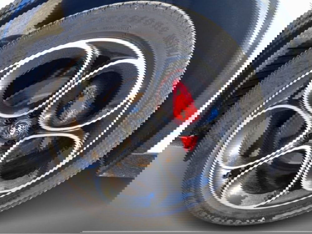 Alfa Romeo Stelvio usata a Frosinone (8)