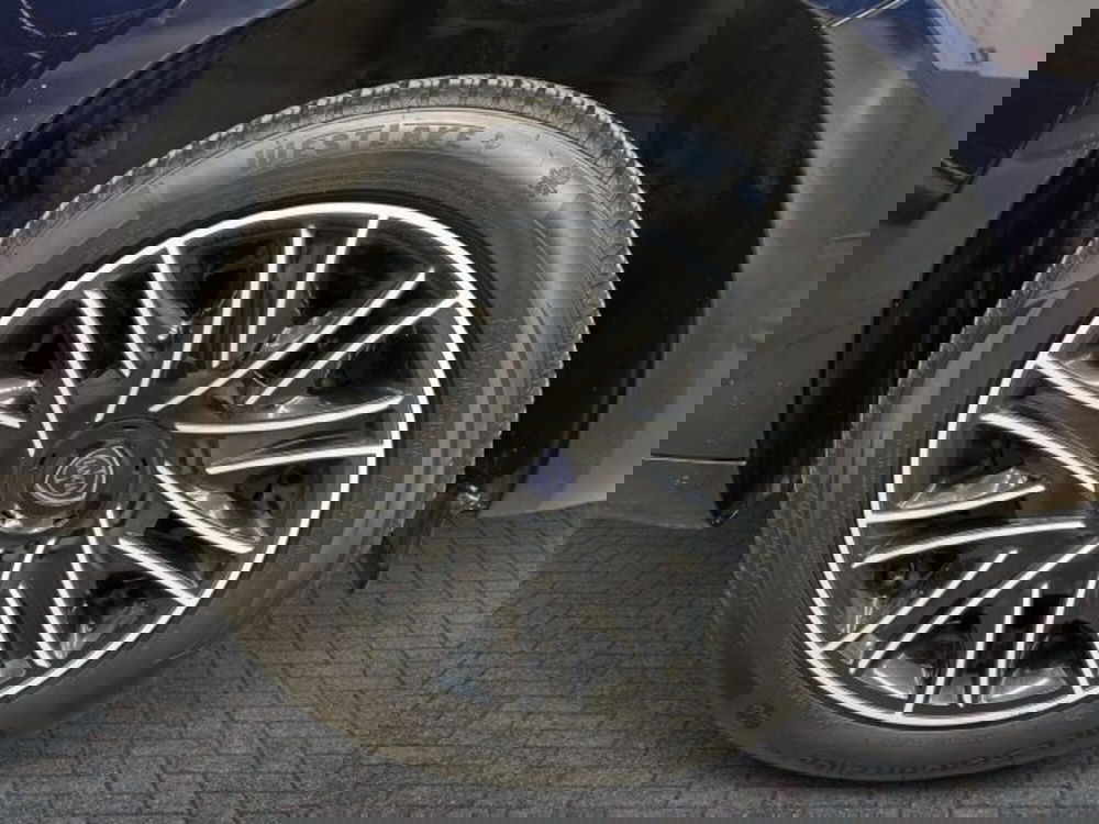 Lancia Ypsilon usata a Verona (7)