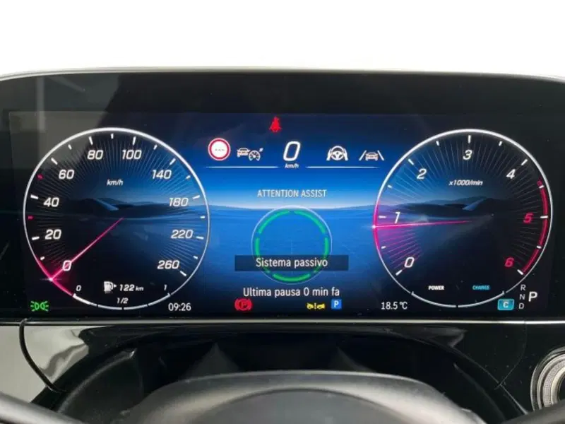 Mercedes-Benz Classe E Station Wagon nuova a Verona (8)