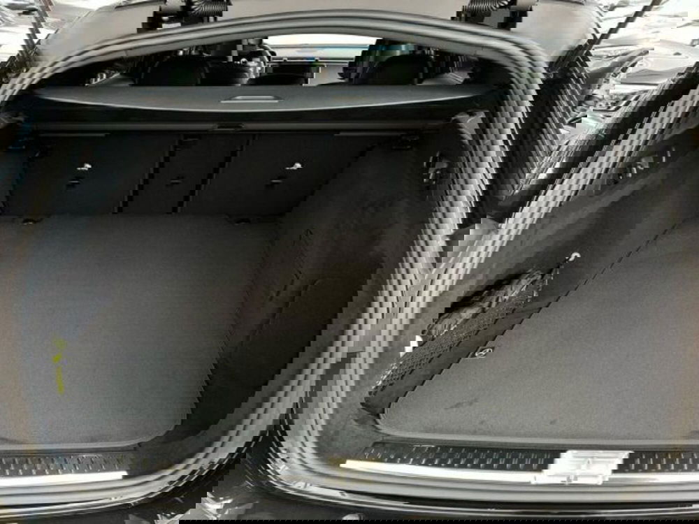 Mercedes-Benz Classe E Station Wagon nuova a Verona (13)