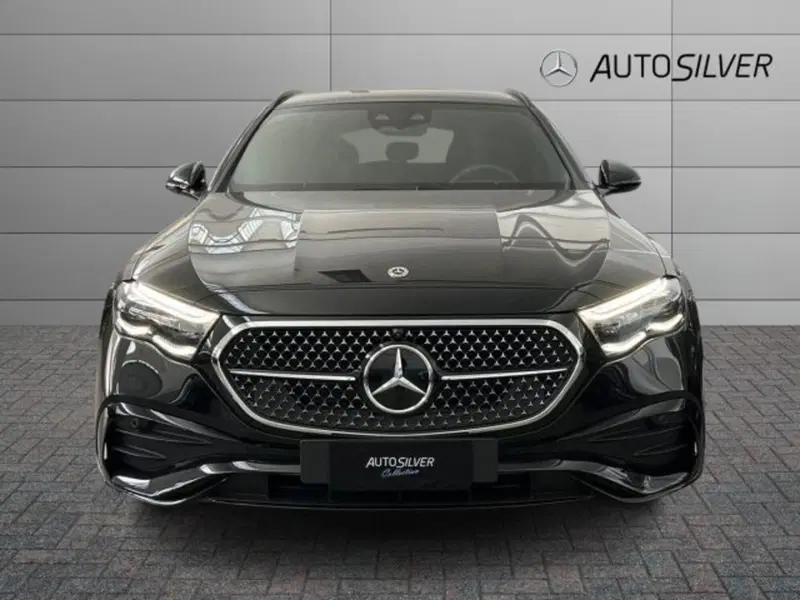 Mercedes-Benz Classe E Station Wagon nuova a Verona (3)