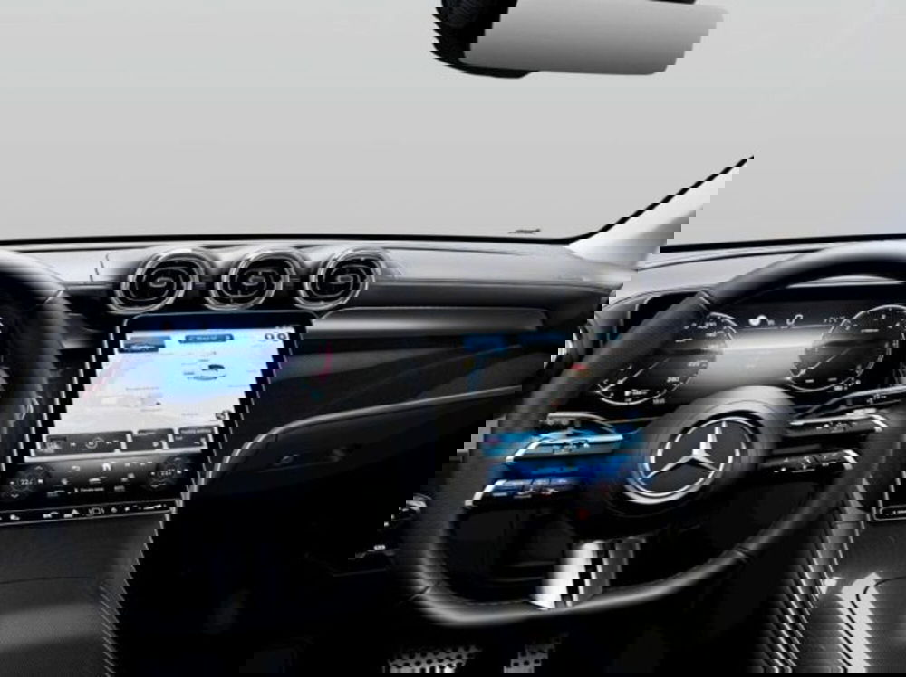 Mercedes-Benz GLC nuova a Verona (8)