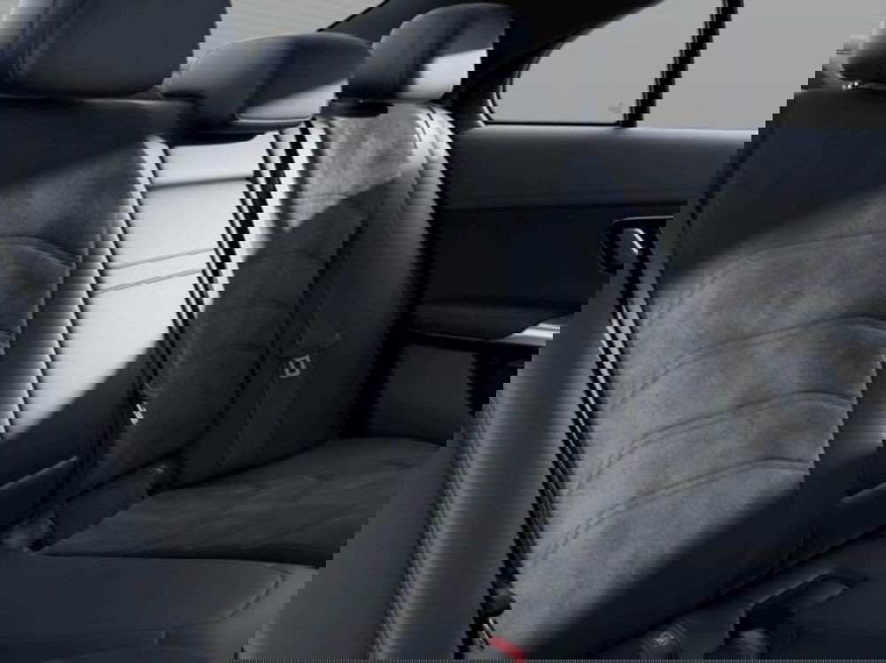 Mercedes-Benz GLC nuova a Verona (7)