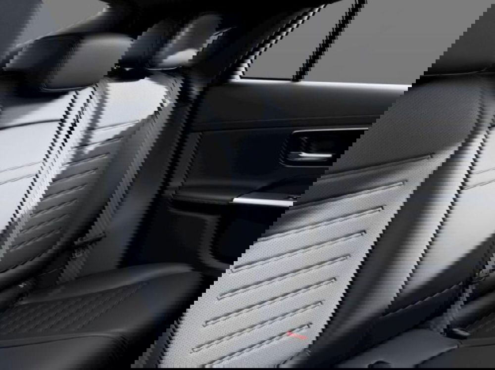 Mercedes-Benz GLC nuova a Verona (7)