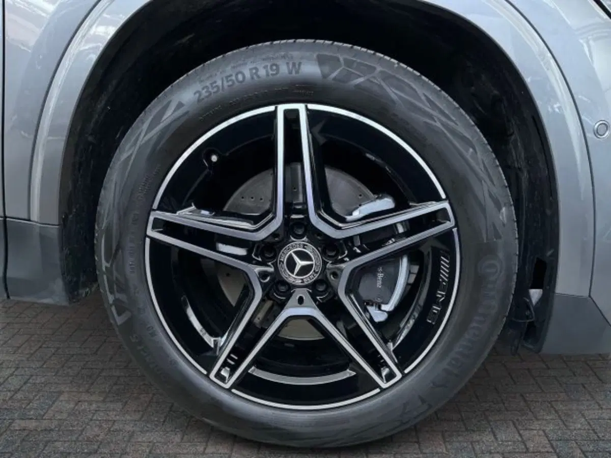 Mercedes-Benz GLA SUV nuova a Verona (7)