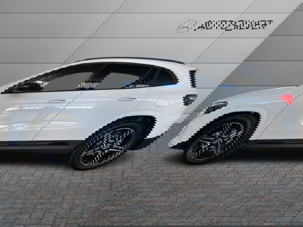 Mercedes-Benz GLA SUV nuova a Verona (5)