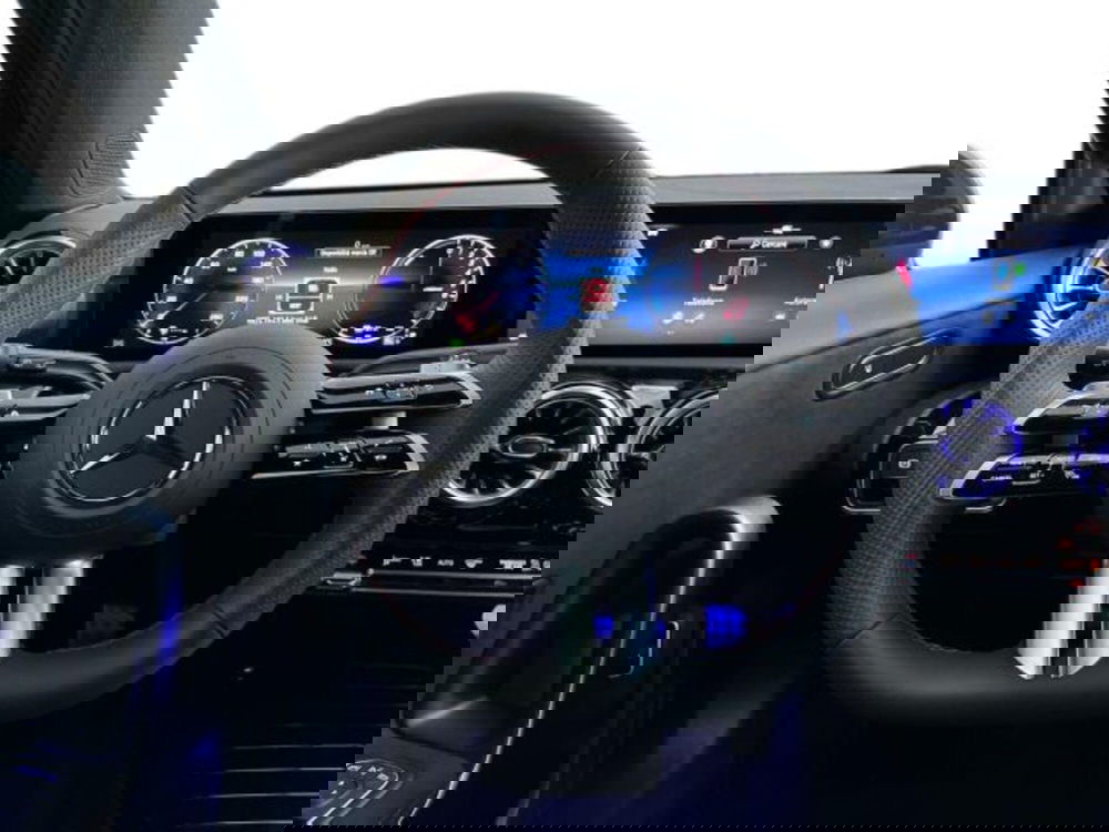 Mercedes-Benz Classe A Sedan nuova a Verona (11)