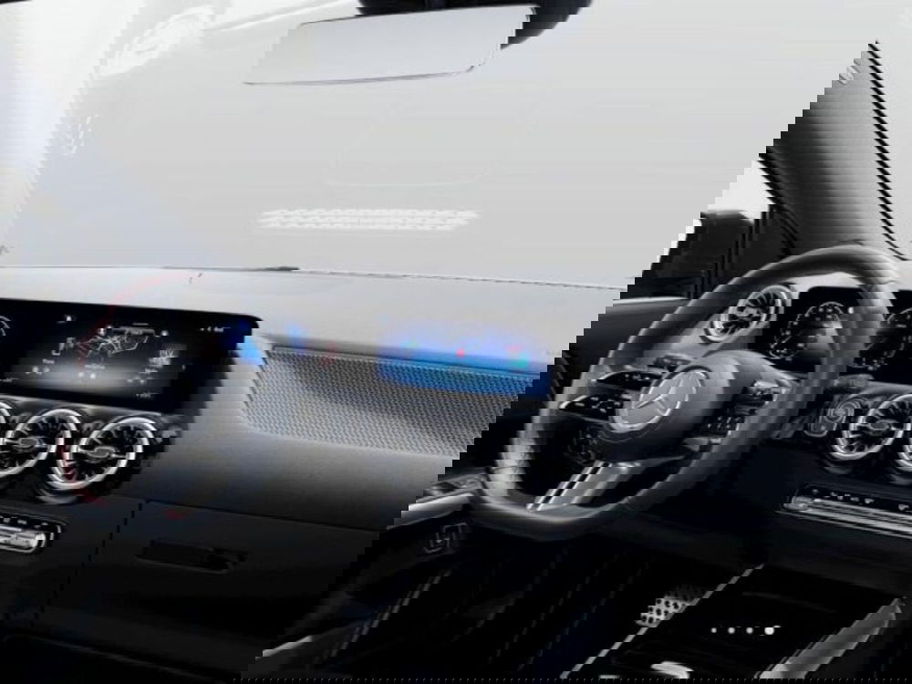 Mercedes-Benz GLA SUV nuova a Verona (5)