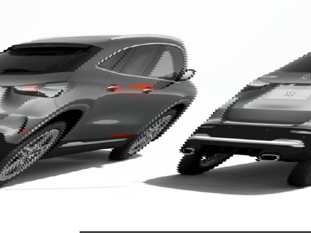 Mercedes-Benz GLA SUV nuova a Verona (2)