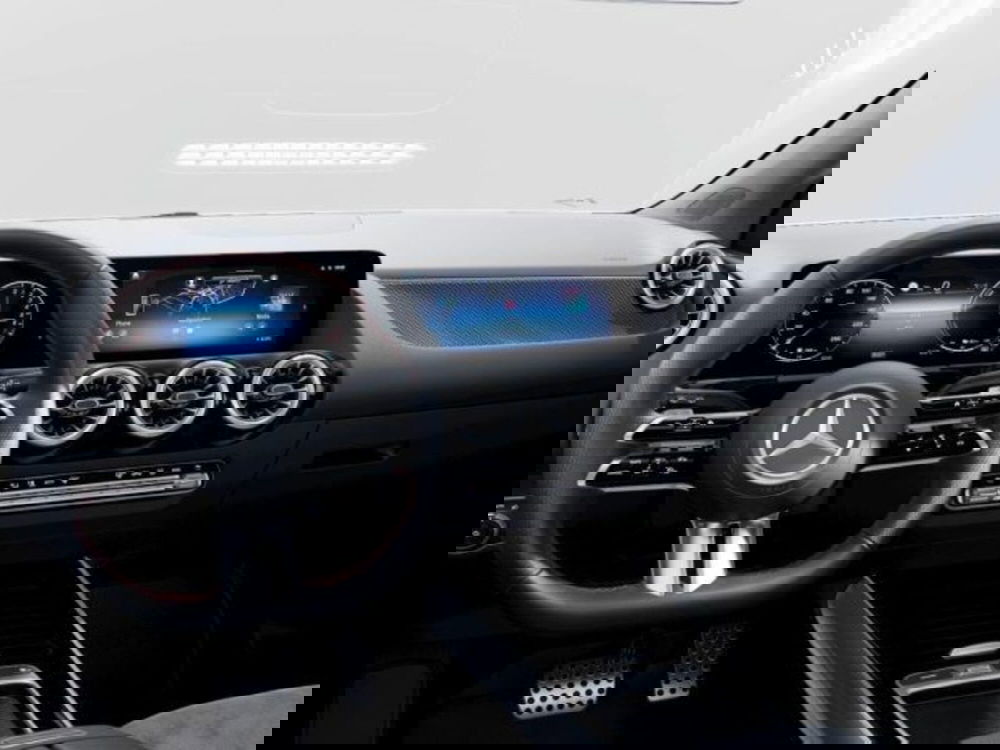 Mercedes-Benz GLA SUV nuova a Verona (5)