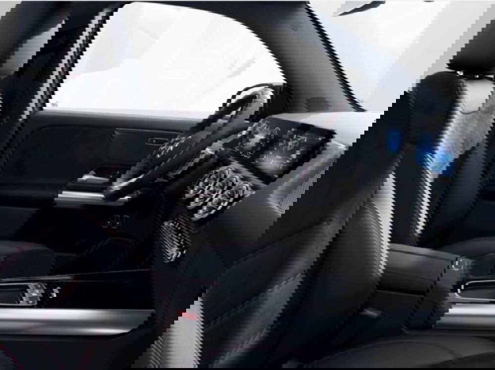 Mercedes-Benz GLA SUV nuova a Verona (7)