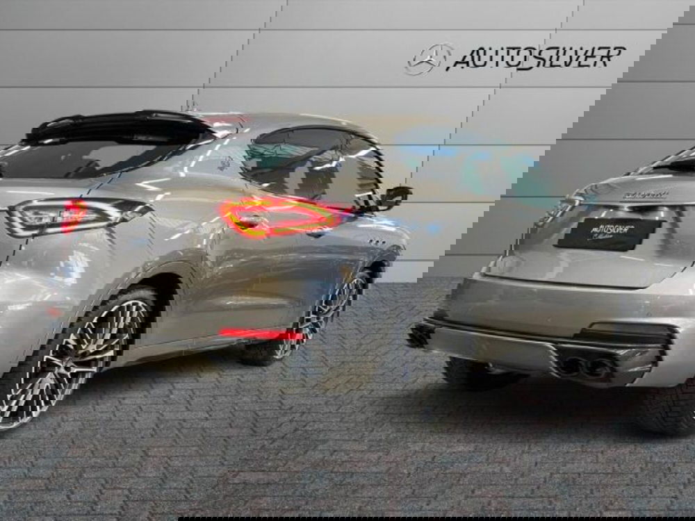 Maserati Levante usata a Verona (2)