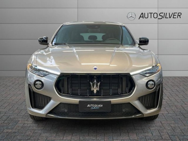 Maserati Levante usata a Verona (3)