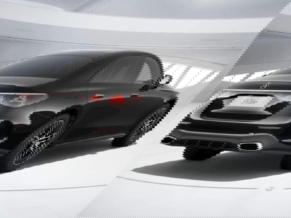 Mercedes-Benz Classe C nuova a Verona (3)