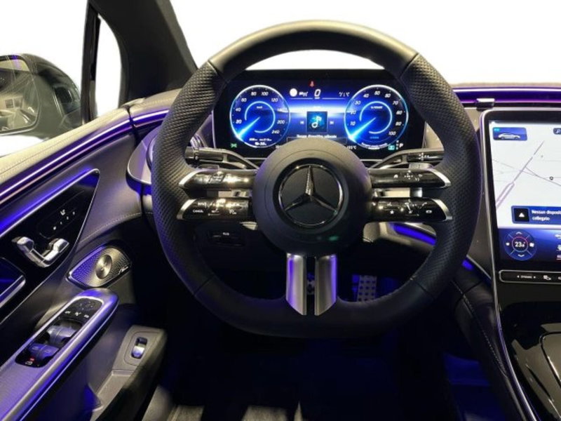 Mercedes-Benz EQE nuova a Verona (6)