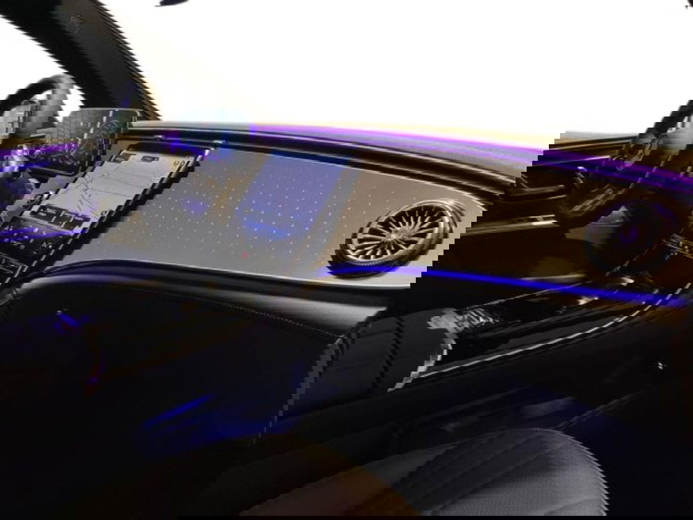 Mercedes-Benz EQE nuova a Verona (13)
