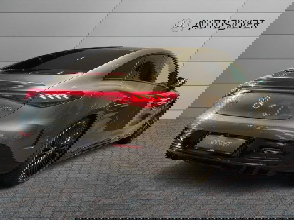 Mercedes-Benz EQE nuova a Verona (2)