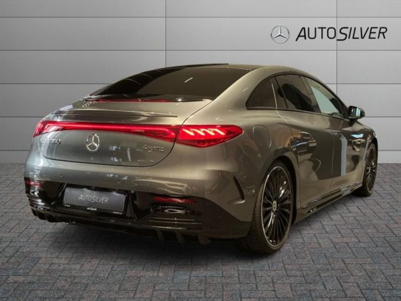 Mercedes-Benz EQE nuova a Verona (2)