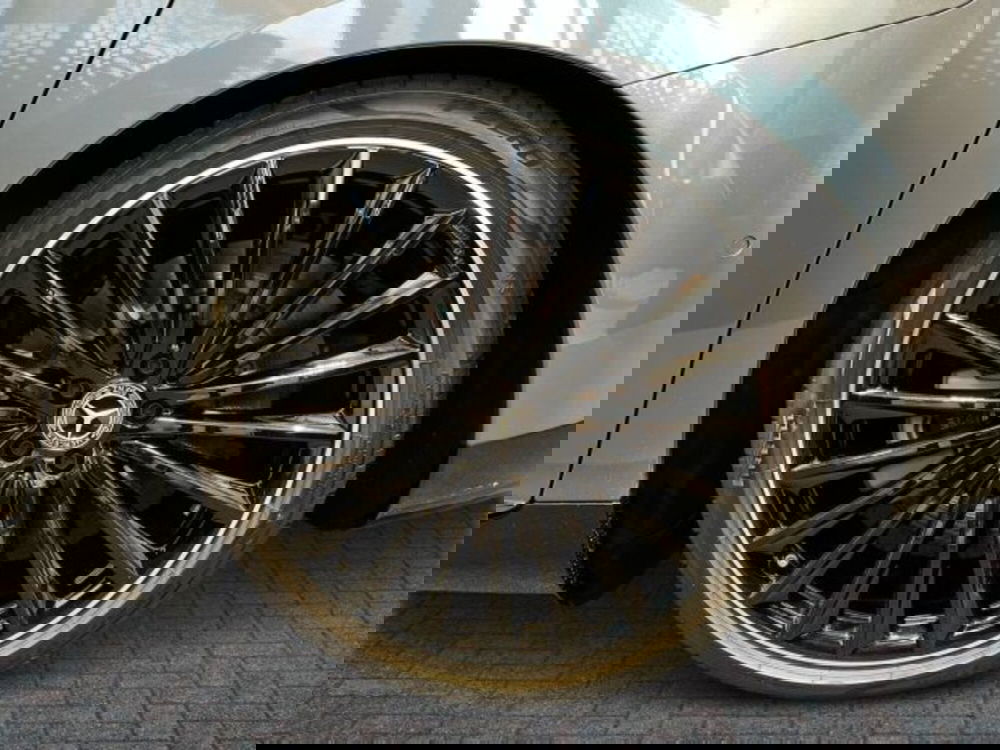 Mercedes-Benz EQE nuova a Verona (6)