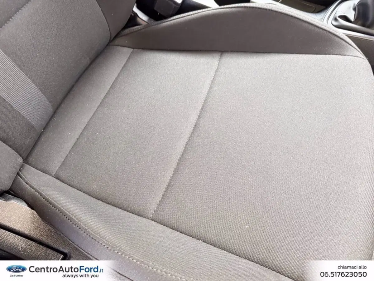 Hyundai i20 usata a Roma (8)