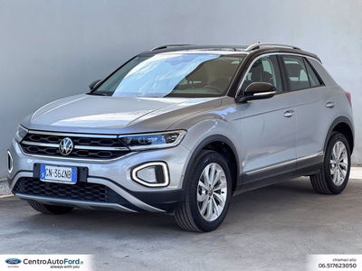 Volkswagen T-Roc 1.0 TSI Style del 2023 usata a Albano Laziale