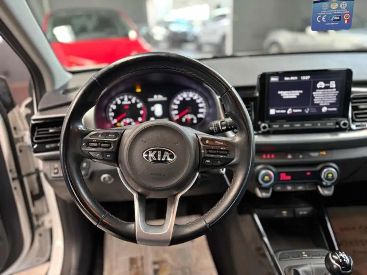 Kia Stonic usata a Pesaro-Urbino (6)