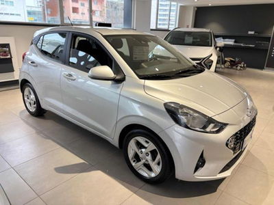 Hyundai i10 1.0 MPI Prime del 2022 usata a Pesaro