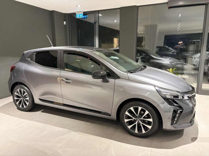 Mitsubishi Colt nuova a Pesaro-Urbino