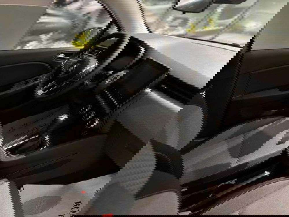 Mitsubishi Colt nuova a Pesaro-Urbino (2)